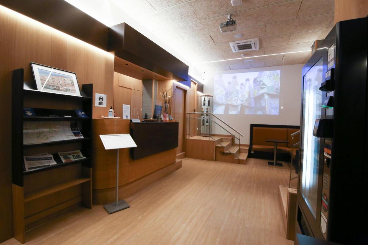 Hotel Esplugues Esplugues de Llobregat Extérieur photo